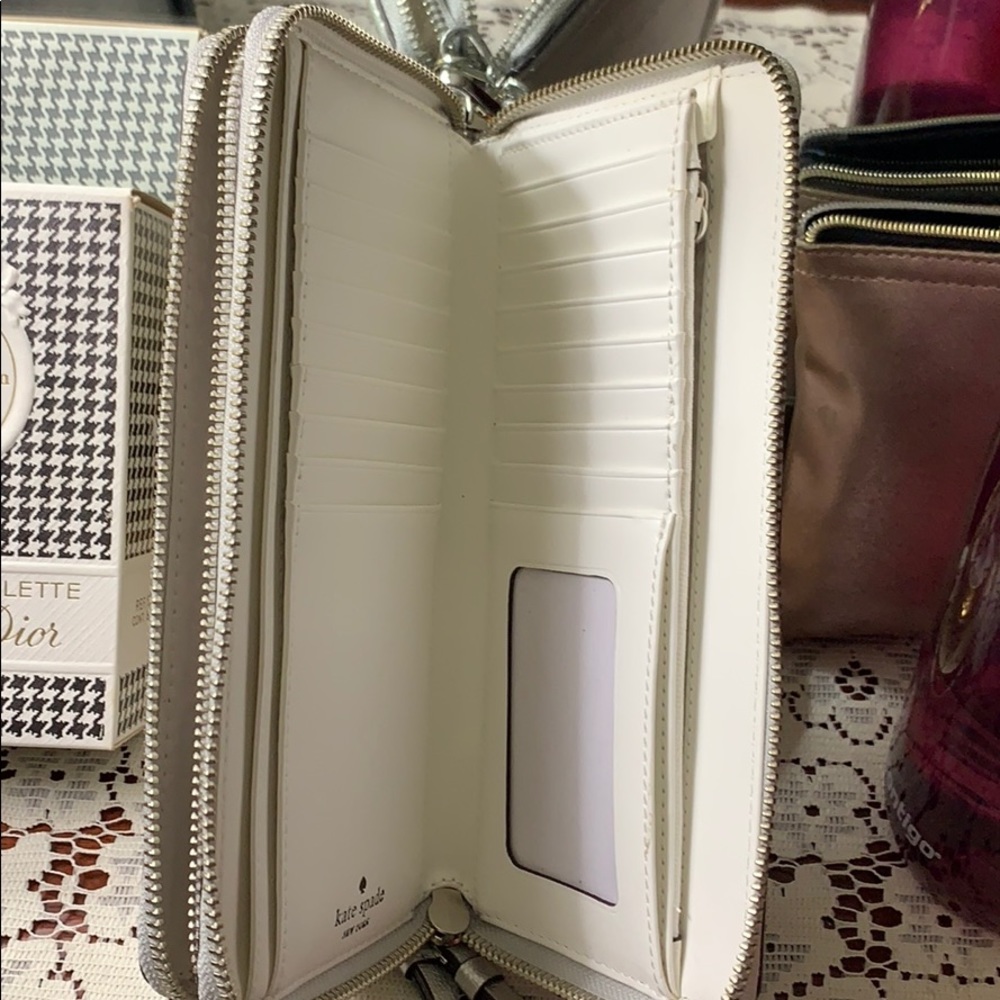 Kate Spade silver/grey tote.